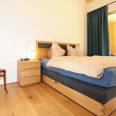 2 Bedroom Nice In Apartment
