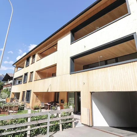 2 Bedroom Nice In Apartment